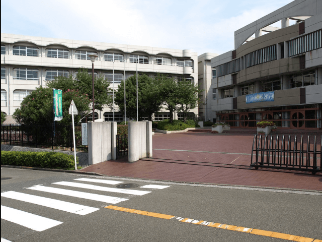 神奈川県立永谷高等学校.画像